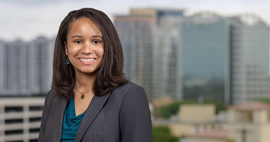 Jasmine Davis, Wood Smith Henning & Berman LLP Photo