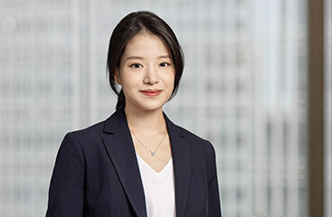 Photo of Nicole H. Kim